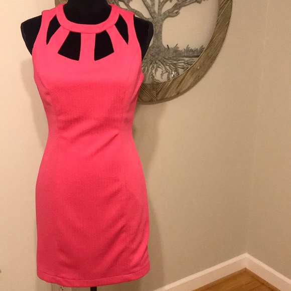 Dresses & Skirts - Hot Pink Dress with Cutouts at Neck Women’s Size M